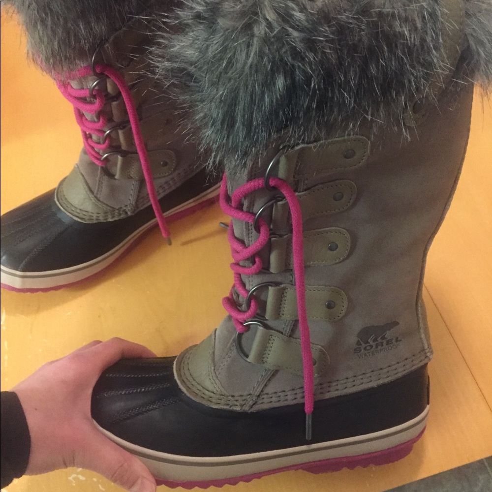 Sorel Joan of Arctic Snow Boots